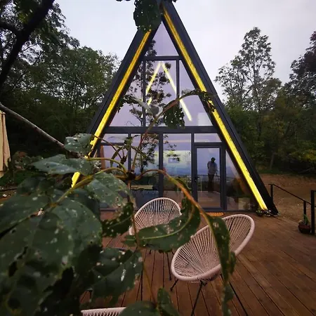 Spy Nest House Hotel *